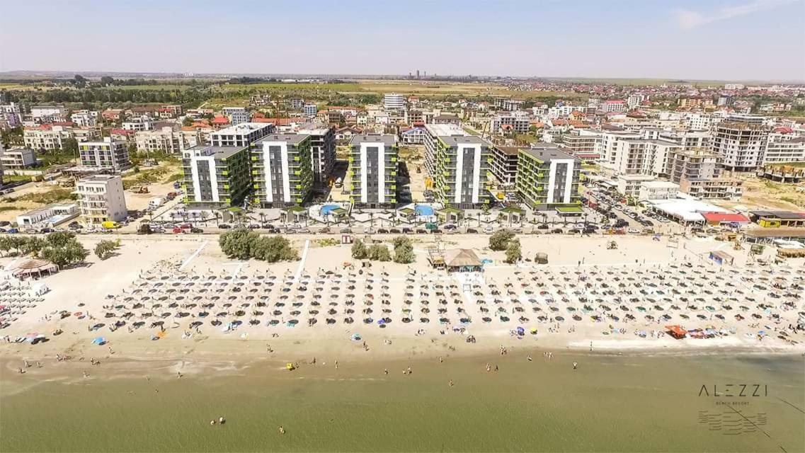 Ranya Apartments Alezzi Beach Resort Năvodari Exteriör bild