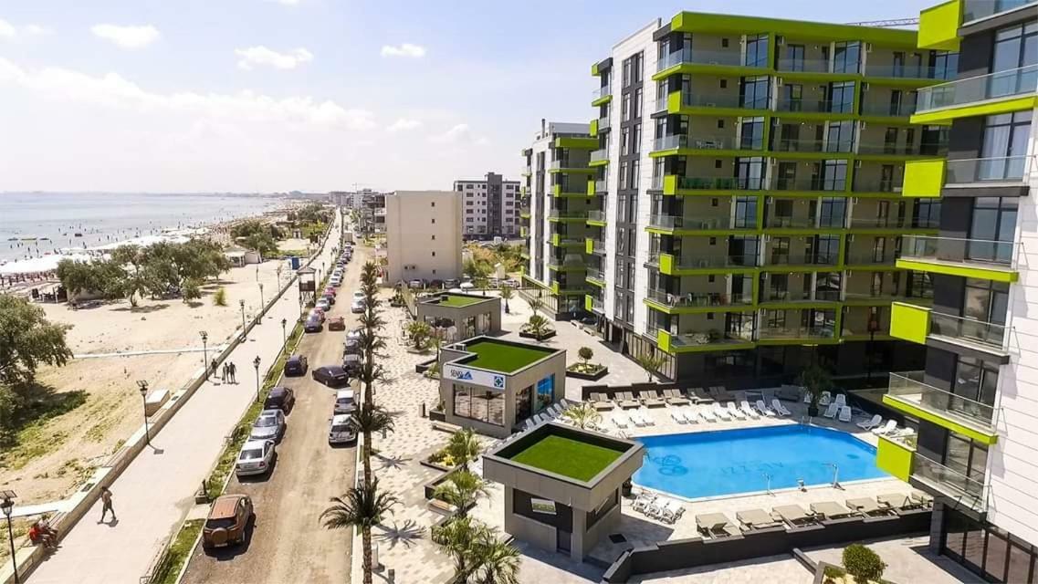 Ranya Apartments Alezzi Beach Resort Năvodari Exteriör bild